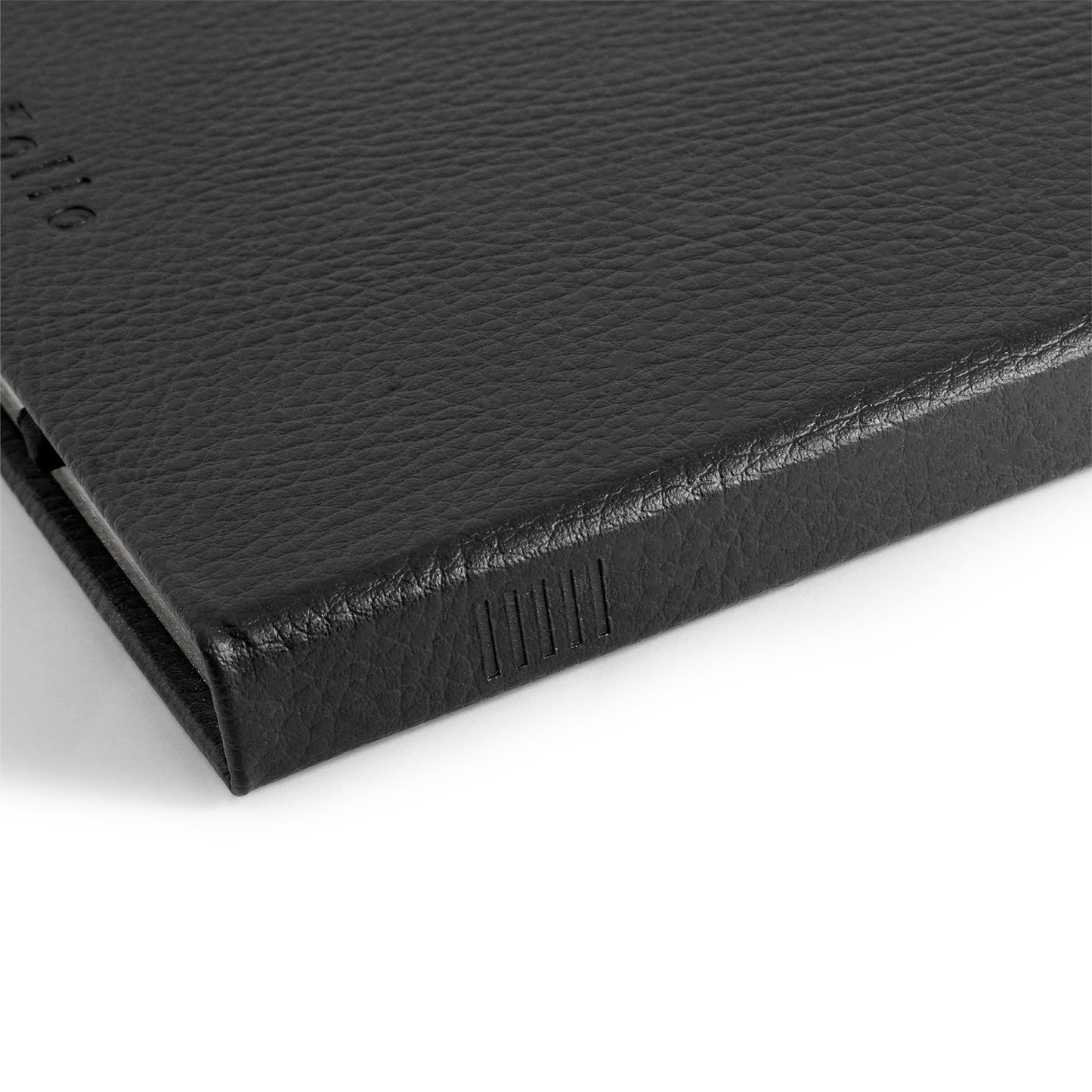 Folio Silver Edge Notebook A5 (Ruled) : สมุดขอบเงินขนาด A5 (แบบมีเส้น)