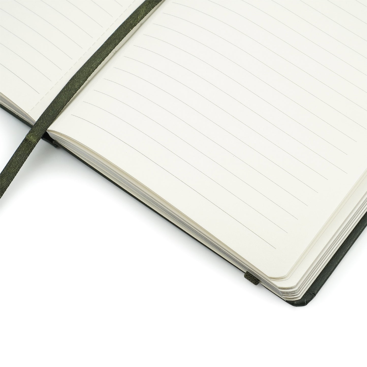 Folio Silver Edge Notebook A5 (Ruled) : สมุดขอบเงินขนาด A5 (แบบมีเส้น)