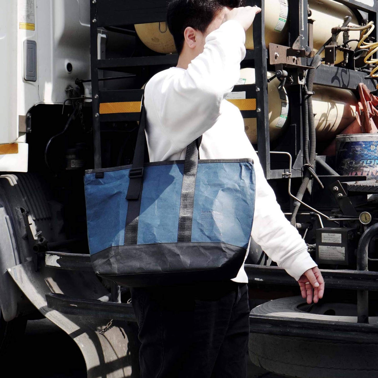 Jour washable paper tote bag