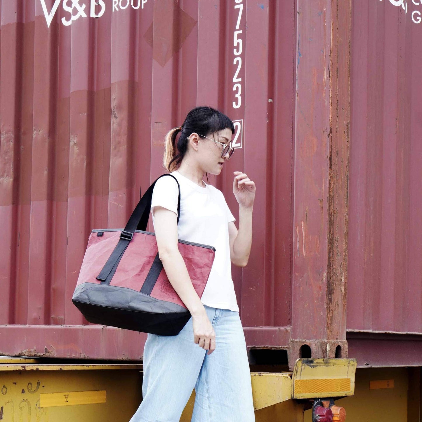 Jour washable paper tote bag
