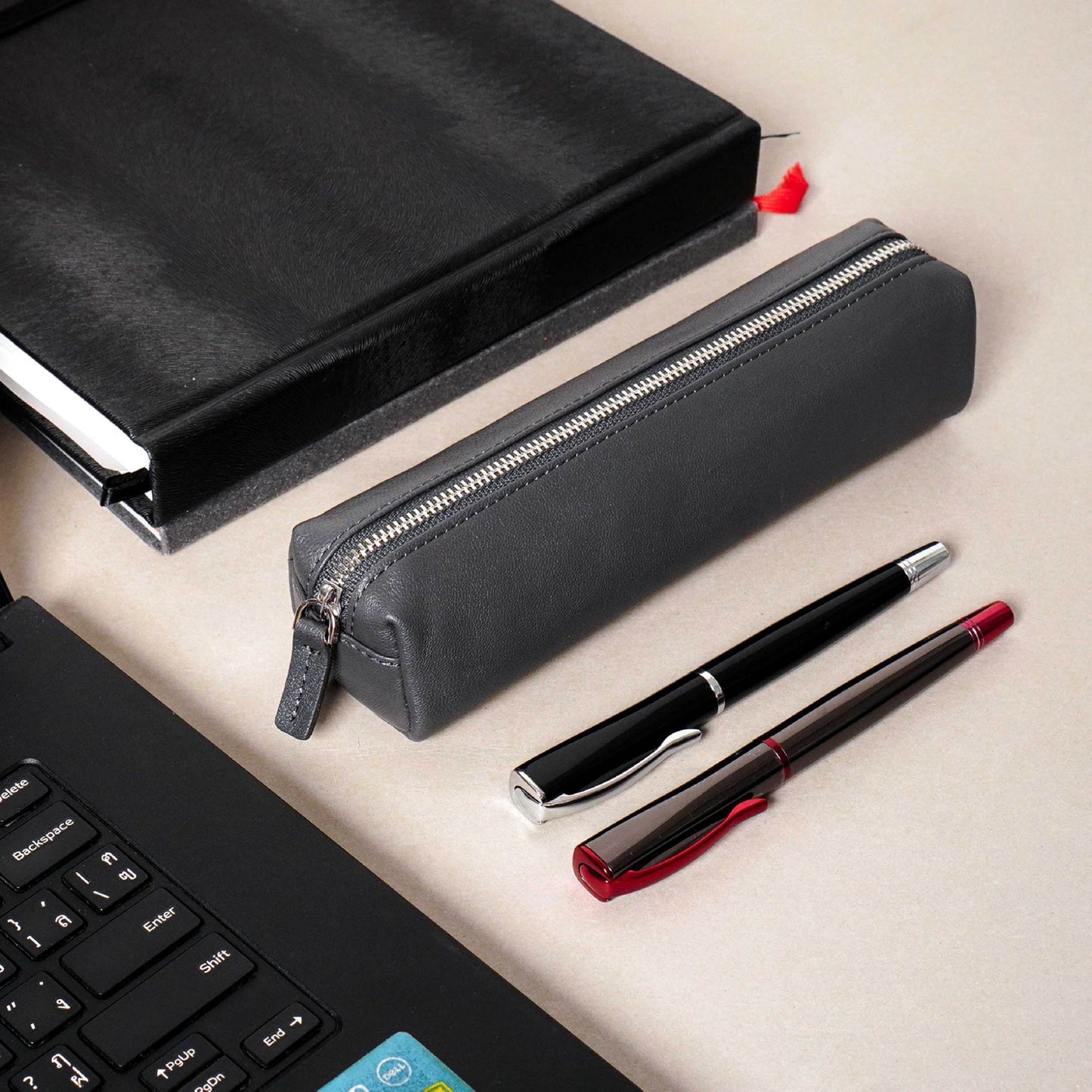 Folio : Myra Pencil Case กระเป๋าใส่เครื่องเขียนผลิตจากหนังแท้ รหัส18714