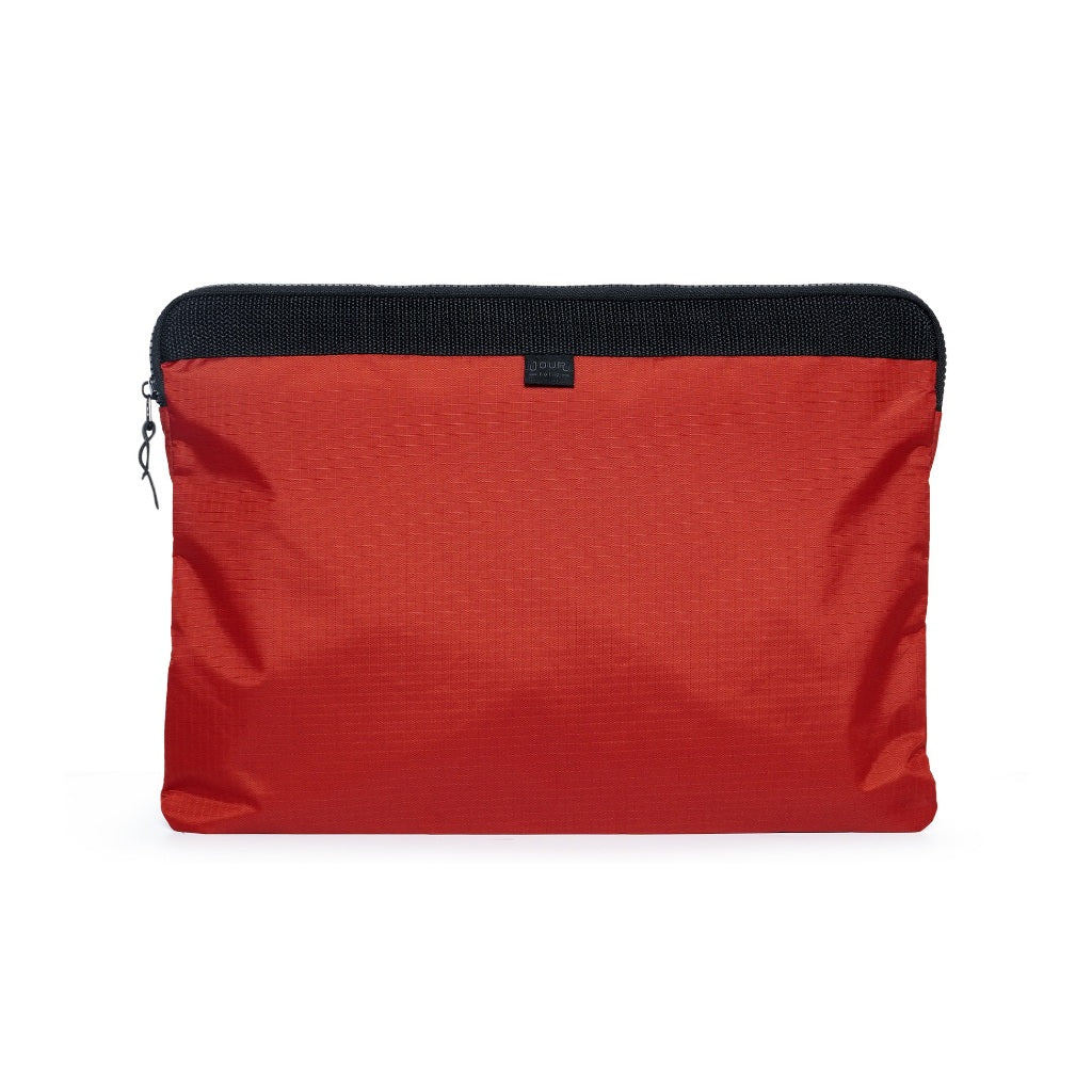Folio : Jour Laptop Case กระเป๋าใส่แล็ปท็อปขนาด 15.6 นิ้ว