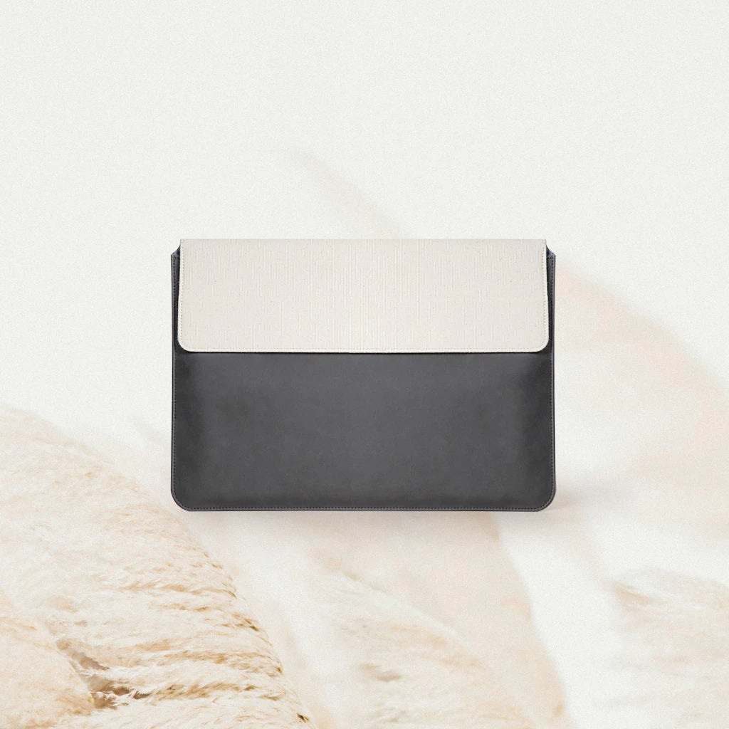 Vegan Laptop Case 15.6"