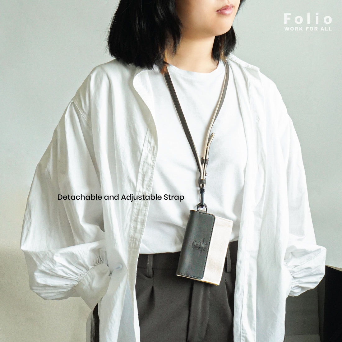 กระเป๋าใส่บัตรพร้อมสายคล้องคอ Vegan Card Case With Strap