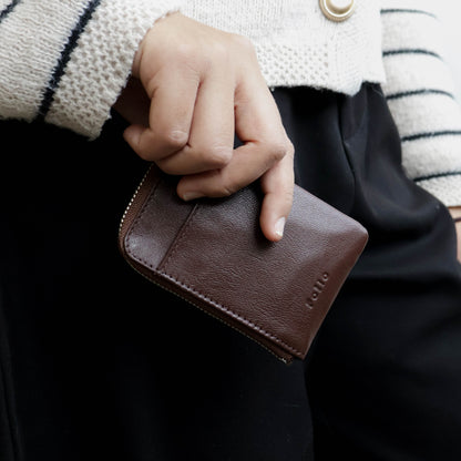 FOLIO: Myra Mini Zipper Wallet กระเป๋าสตางค์ ผลิตจากหนังแพะแท้ รหัส-18752