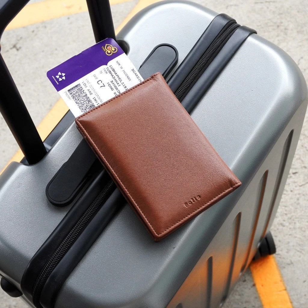 Folio Myra Passport Holder RFID กระเป๋าพาสปอร์ต หนังแท้ ใส่บัตรได้ 6 ช่อง -18738