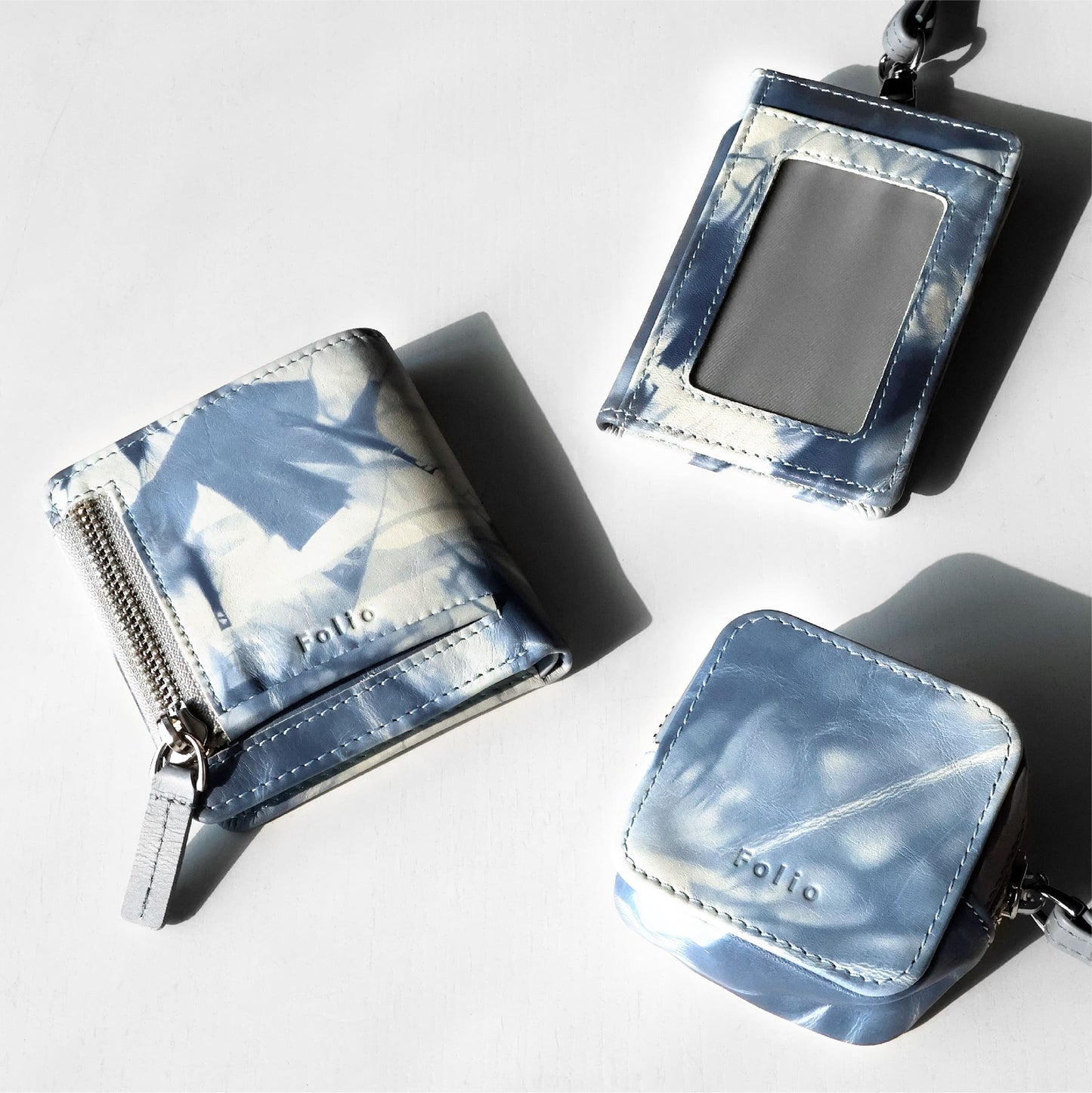 Folio : Bliss Tie-Dye Tiny Bag กระเป๋าอเนกประสงค์ ใบเล็ก พร้อมสายคล้องมือ ใส่ AirPods สายชาร์จ Accessory Bag -10725