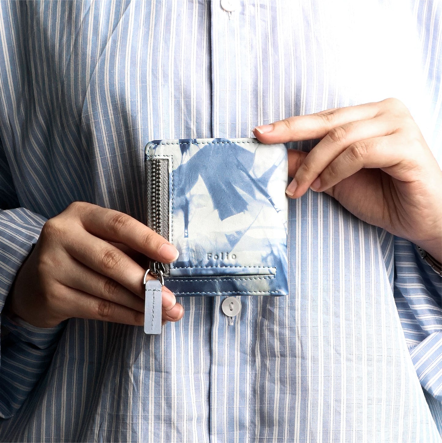 FOLIO: Bliss Tie-Dye slim Wallet กระเป๋าสตางค์ใบสั้น ลายมัดย้อม บริการปั้มชื่อฟรี-10732