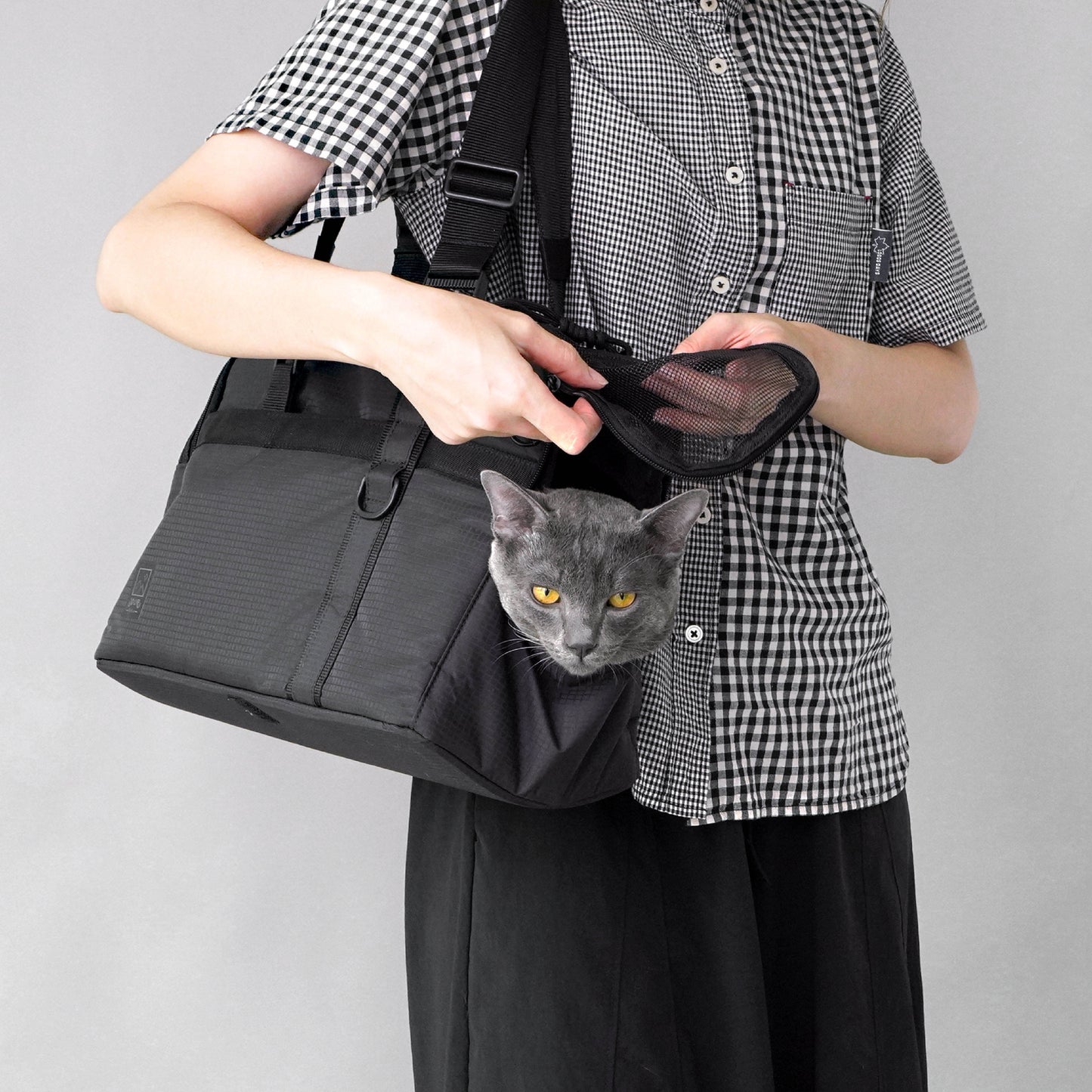 Folio JOUR PET CARRIER BAG 2in1 กระเป๋าใส่แมว พับเป็นที่นอนได้ รองรับน้ำหนัก 6kg -12248