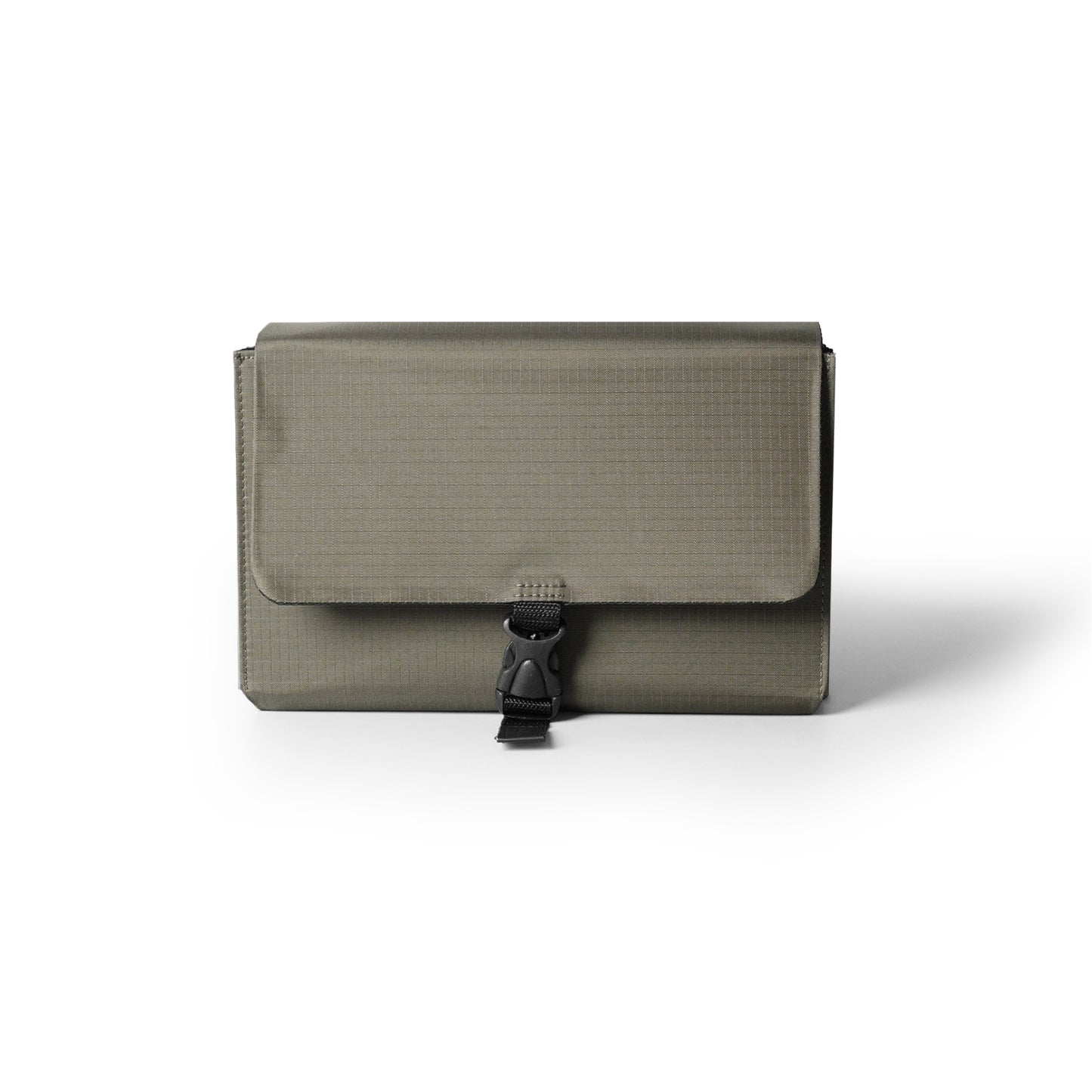 Folio : Jour Travel Book Case กระเป๋าสำหรับใส่หนังสือ ใส่ได้สูงสุด 3 เล่ม