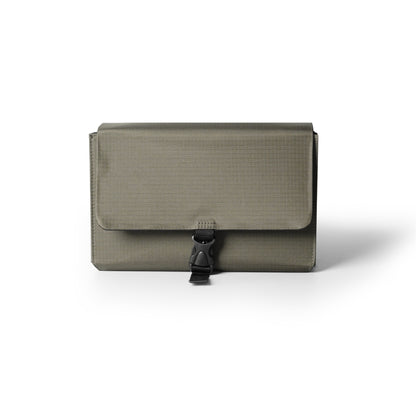 Folio : Jour Travel Book Case กระเป๋าสำหรับใส่หนังสือ ใส่ได้สูงสุด 3 เล่ม