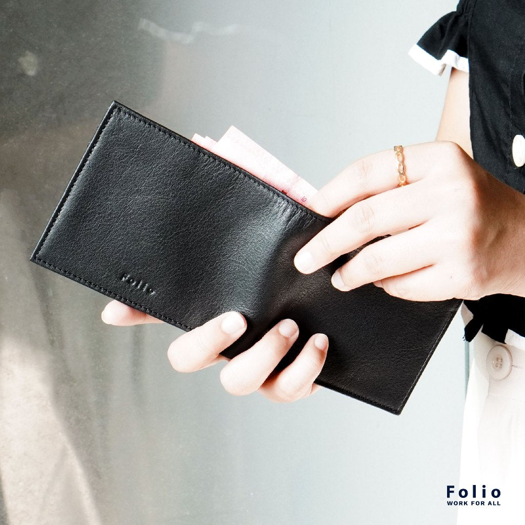 Folio : Bliss Slim Wallet กระเป๋าสตางค์ ผลิตจากหนังแท้ หนังนิ่ม ปั๊มชื่อฟรี-10312